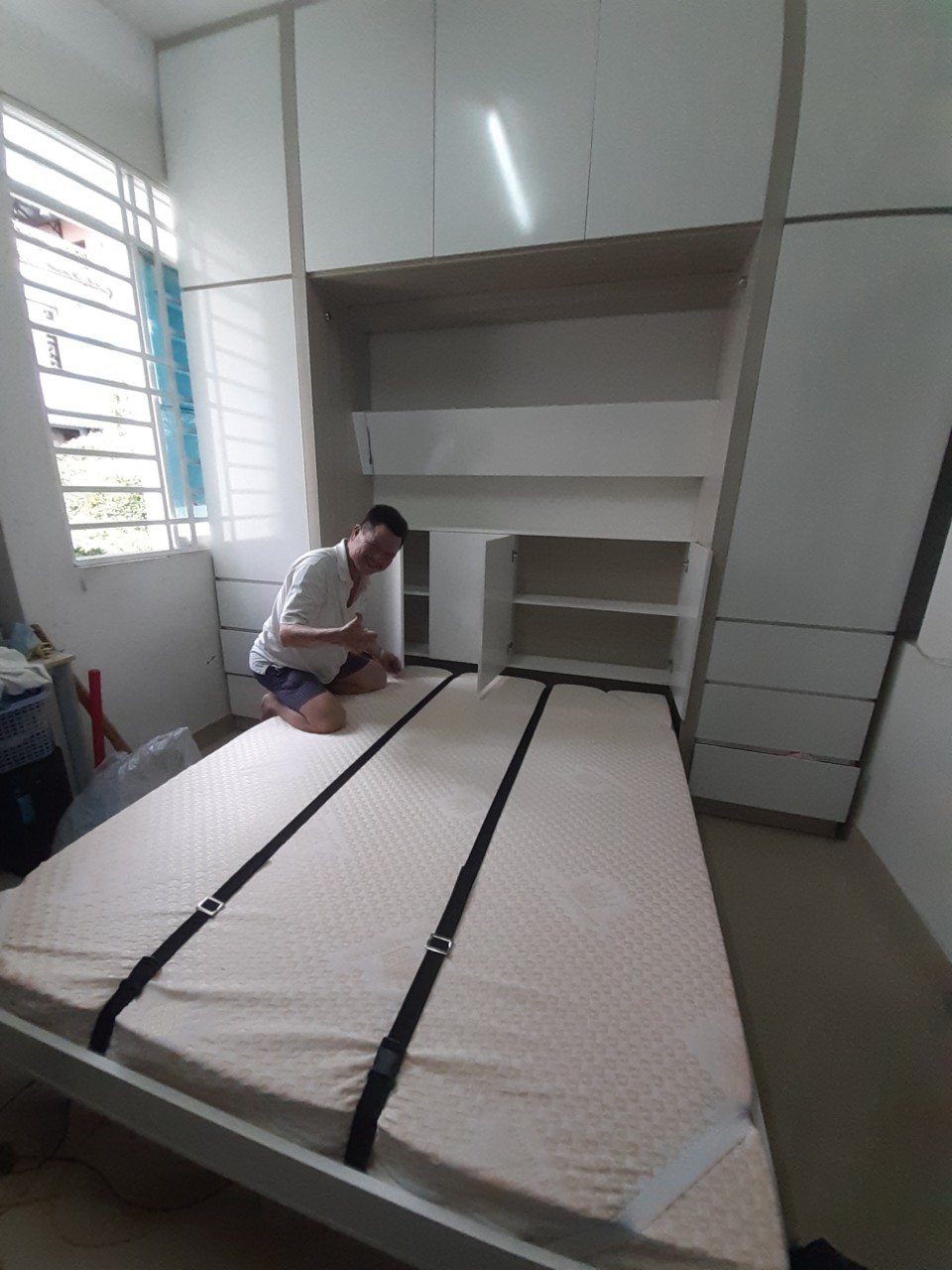 Giường gấp đa năng kết hợp tủ quần áo 1m8x2m tp Hồ Chí Minh